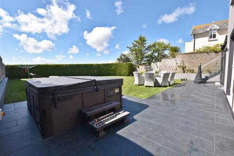 5 bedroom detached house for sale, Arlington Lodge, Strathallan Road, Onchan, Isle Of Man