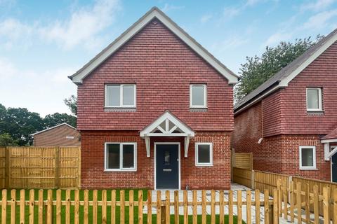 3 bedroom detached house for sale, Chase Road, Lindford, Bordon, Hampshire