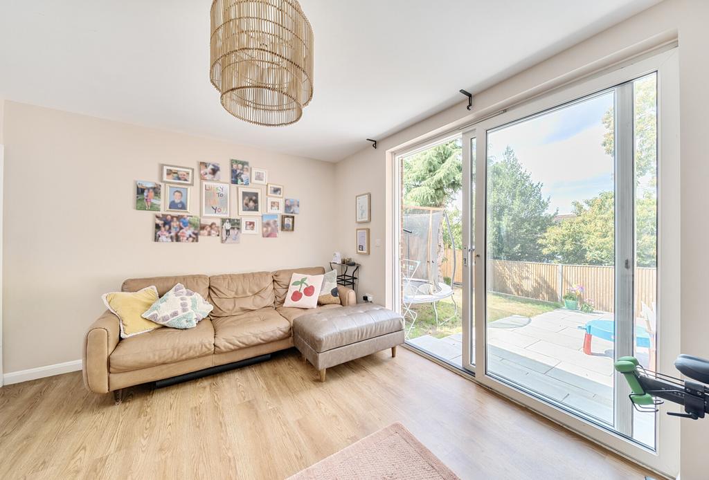 1314669-12-6863f0...