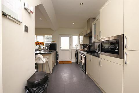 17 Rising Side, Barrow-in-furness, LA13 9ES