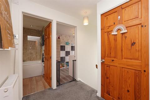 17 Rising Side, Barrow-in-furness, LA13 9ES