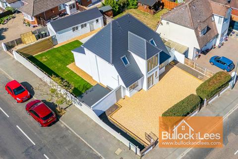 148 Cranleigh Road, Bournemouth, BH6 5JP