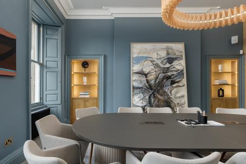 Office to rent, 22 Queen St Edinburgh EH2 1JX