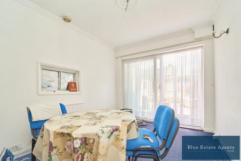 92 Greencroft Road, Hounslow, TW5 0BH