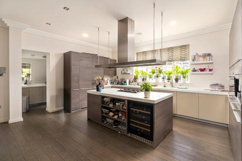 6 bedroom detached house for sale, Heath Gate, Hampstead Garden Suburb, London, NW11