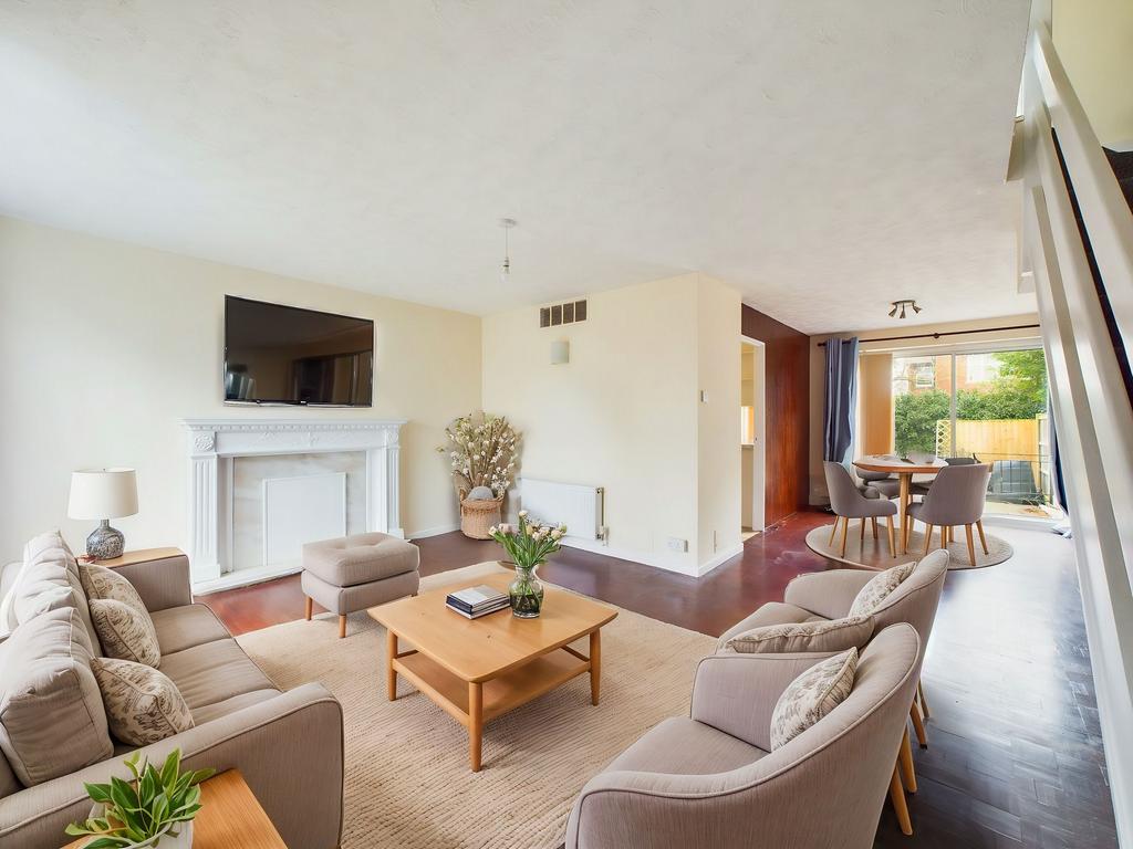Lounge/Dining Room (Virtually Furnished)