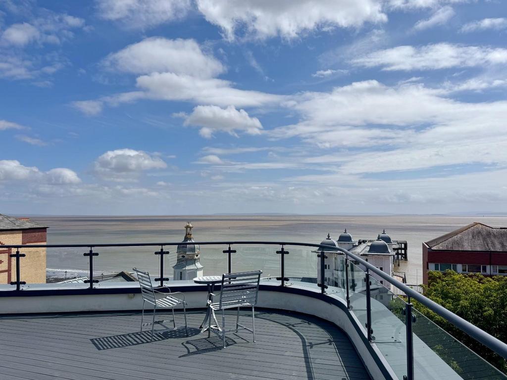 View/Roof Terrace