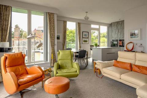undefined, Balmoral Quays, Penarth