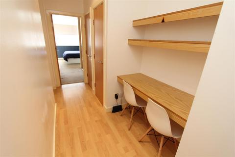 undefined, South Parade, Leeds