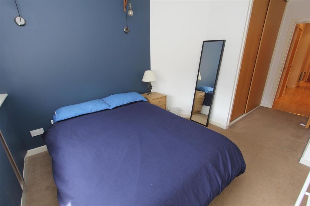 Bedroom1.JPG