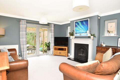 24 Pinfold Green, Staveley, Knaresborough, HG5 9LR
