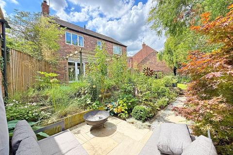 24 Pinfold Green, Staveley, Knaresborough, HG5 9LR