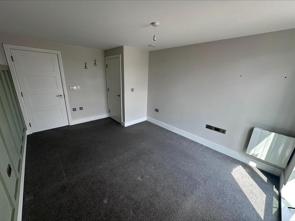 2nd bedroom shot 2.jpeg