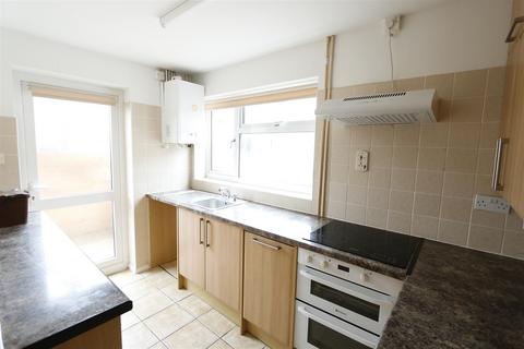 6 Powells Road, Shefford, SG17 5DP