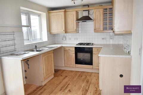 8 Fernhall Croft, Wombwell, Barnsley, S73 0DU