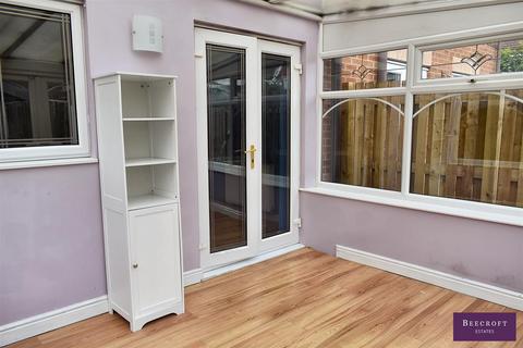 8 Fernhall Croft, Wombwell, Barnsley, S73 0DU