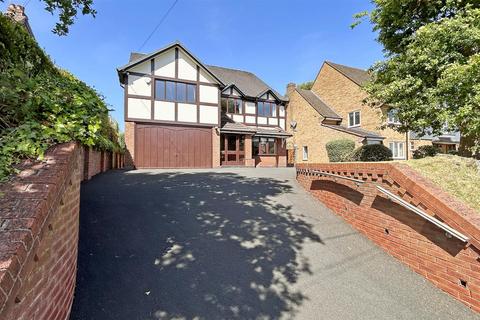 5 bedroom detached house for sale, Meadow Hill Road, Birmingham B38