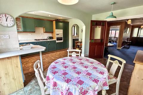 5 bedroom detached house for sale, Meadow Hill Road, Birmingham B38