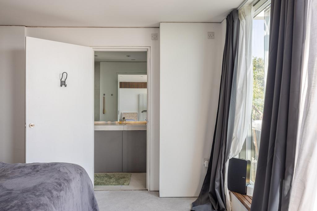 292361 tmh greenway sunnyside rd folkestone c...