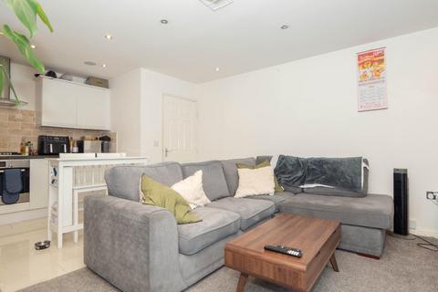 undefined, Broom Mills Road, Farsley, LS28 5GR