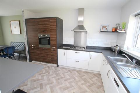 4 bedroom detached house for sale, Flaxton Court, Laisterdyke, Bradford