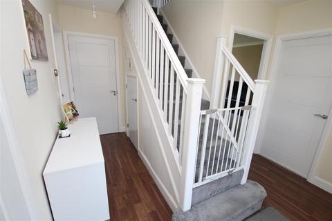 4 bedroom detached house for sale, Flaxton Court, Laisterdyke, Bradford
