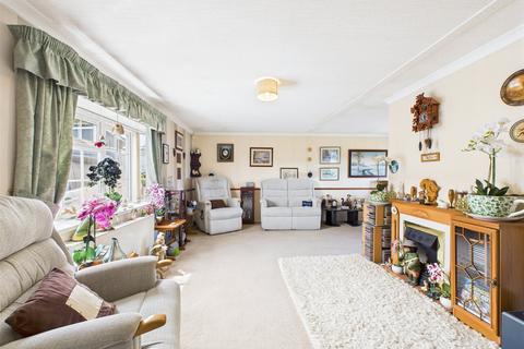 2 bedroom park home for sale, Bamfurlong Lane, Cheltenham, Gloucestershire, GL51