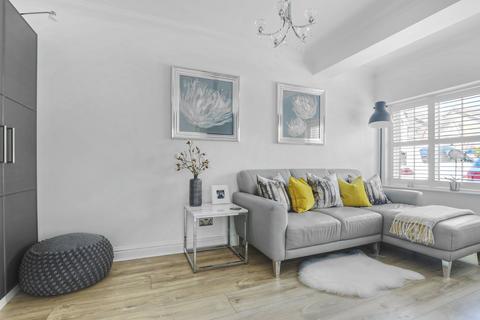 7 Ferney Road, Cheshunt, Waltham Cross, EN7 6XQ