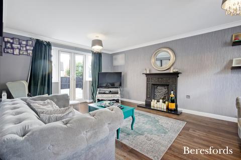4 bedroom detached house for sale, Ranulf Road, Flitch Green, CM6