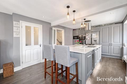 4 bedroom detached house for sale, Ranulf Road, Flitch Green, CM6