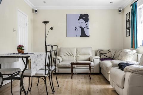 4 bedroom detached house for sale, Lower Cippenham Lane, Slough