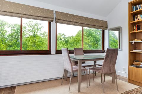 32 Beaufort Place, Cambridge, CB5 8AG