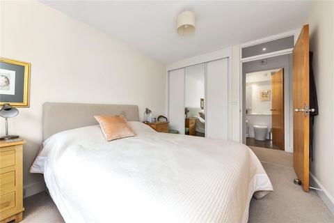 32 Beaufort Place, Cambridge, CB5 8AG