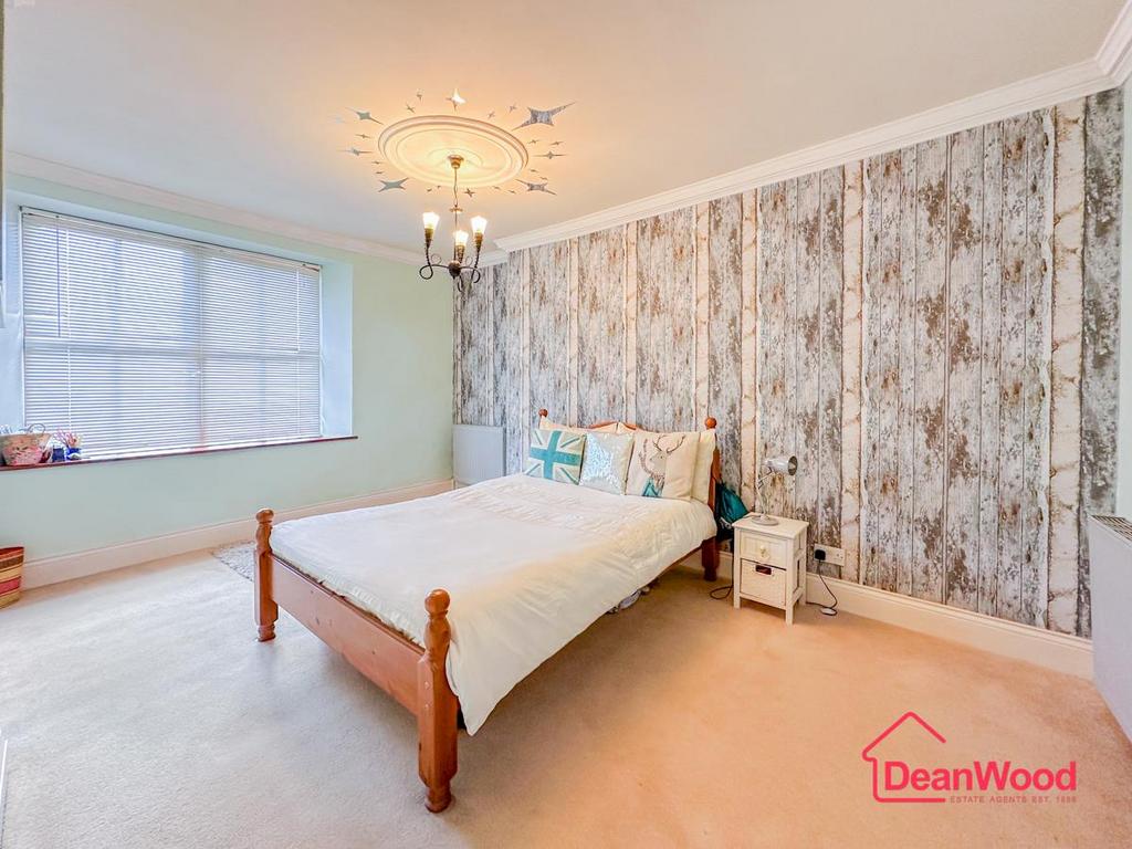 Master bedroom.jpg