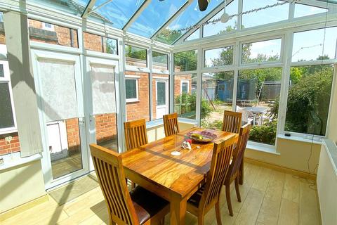 3 bedroom semi-detached house for sale, Melton Road, Syston, Leicester