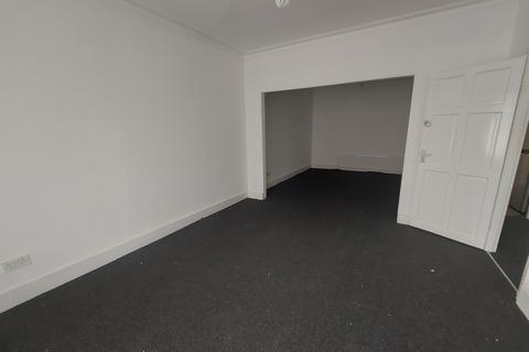 4 bedroom terraced house to rent, IG1 1HQ