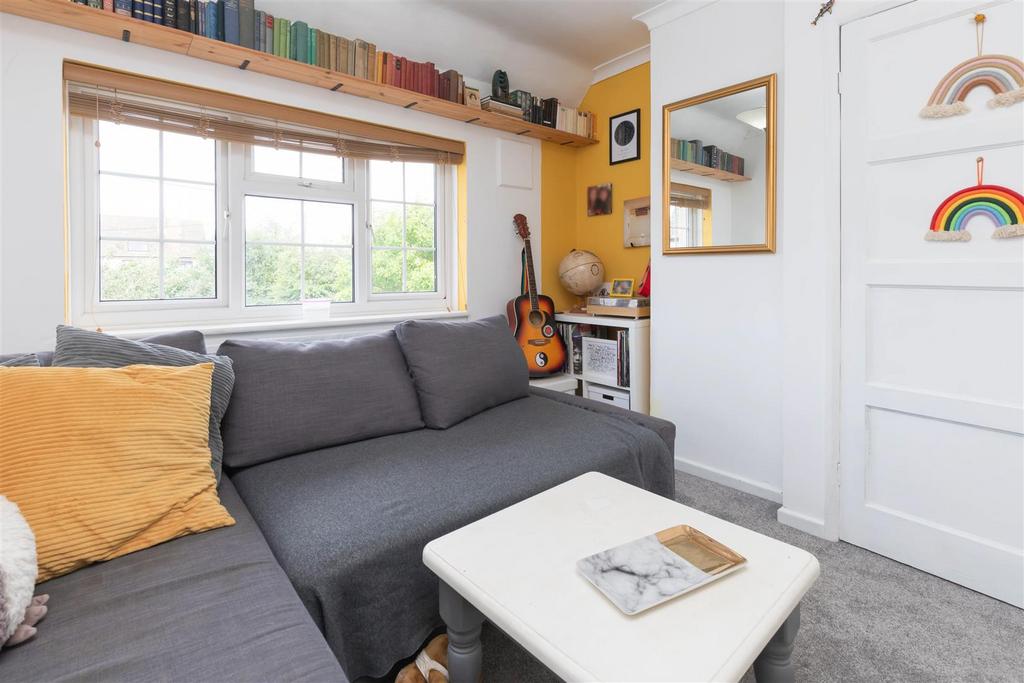 Bedroom 2.jpg