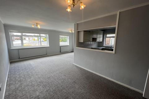63 Garden Road, Walton On The Naze, CO14 8RR