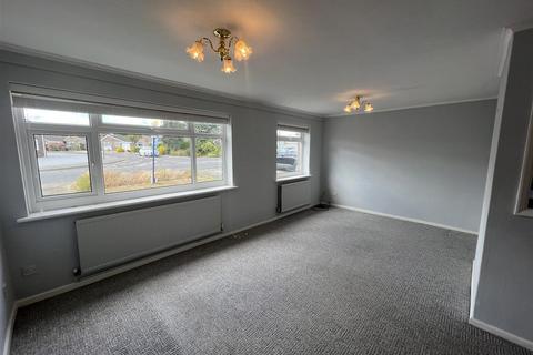 63 Garden Road, Walton On The Naze, CO14 8RR