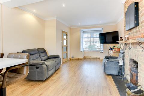 8 Shandon Road, Worthing, BN14 9DY