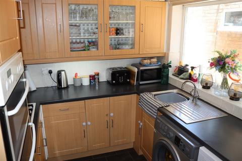 undefined, Parkstone Close, Shelfield