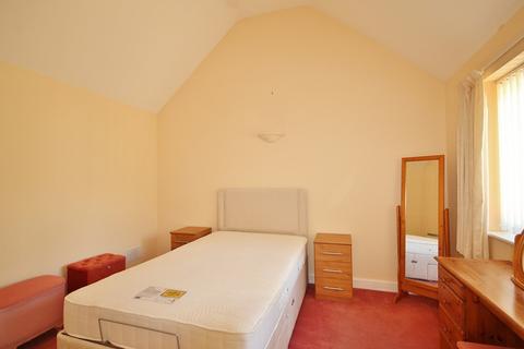 1 bedroom bungalow for sale, Old Rectory Mews, Witney, OX28