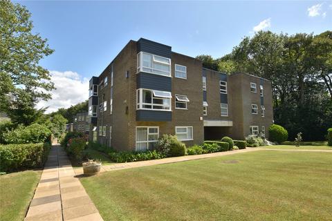 1 bedroom apartment for sale, Robinwood Court, Park Villas, Roundhay, Leeds