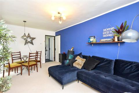 1 bedroom apartment for sale, Robinwood Court, Park Villas, Roundhay, Leeds