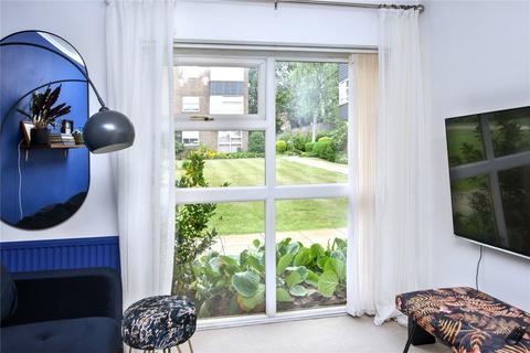1 bedroom apartment for sale, Robinwood Court, Park Villas, Roundhay, Leeds