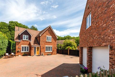 undefined, Phipps Road, Woodford Halse, Daventry, Northamptonshire, NN11