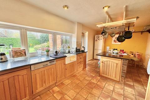 undefined, Cowdray Close, Woolstone, Milton Keynes, MK15