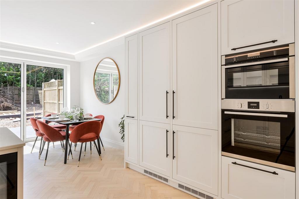 HOLLYMEOAK, 29 B (21).jpg