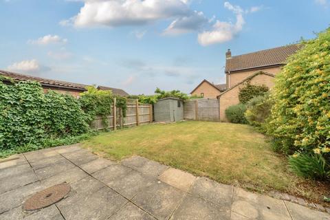 18 Glenham Road, Thame, OX9 3WD