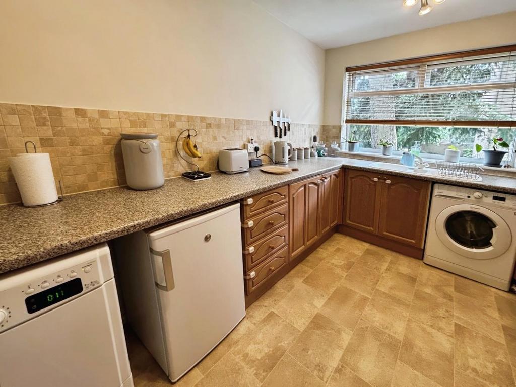 Kitchen 2